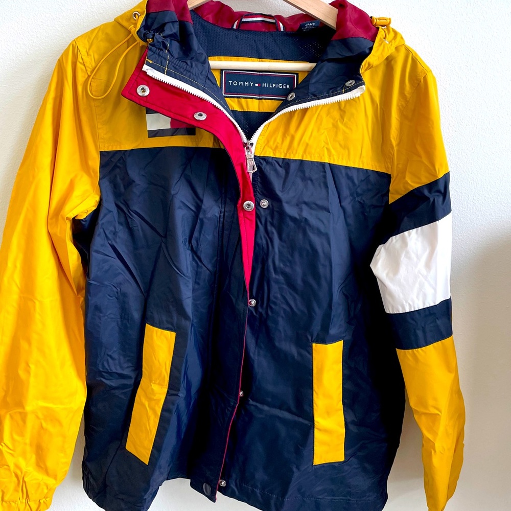 Tommy Hilfiger Rain Coat!